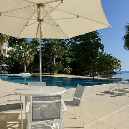 Stunning Ocean View Villa Негрил Екстериор снимка