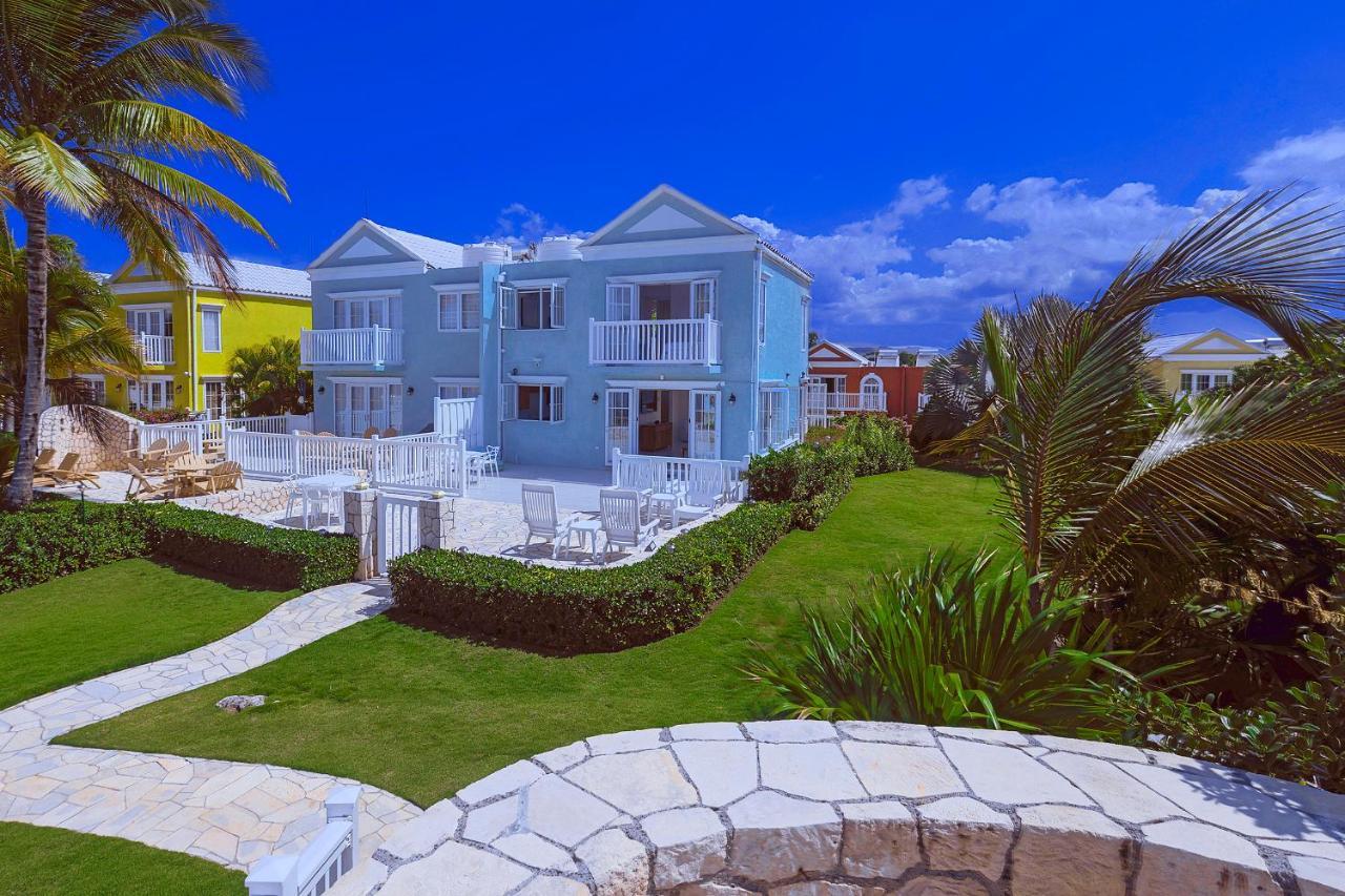 Stunning Ocean View Villa Негрил Екстериор снимка